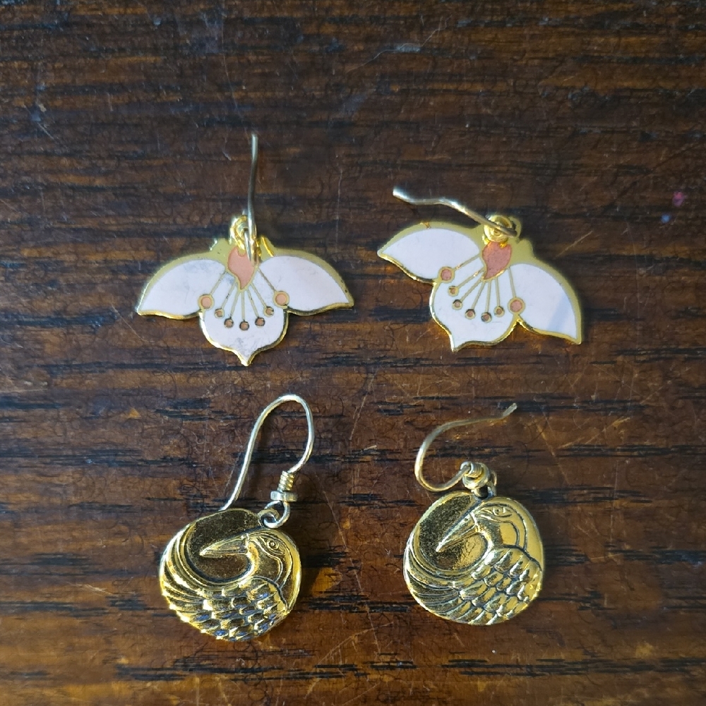 2 Pair Laurel Burch Vintage Earrings Desert Flower Nile Bird Gold